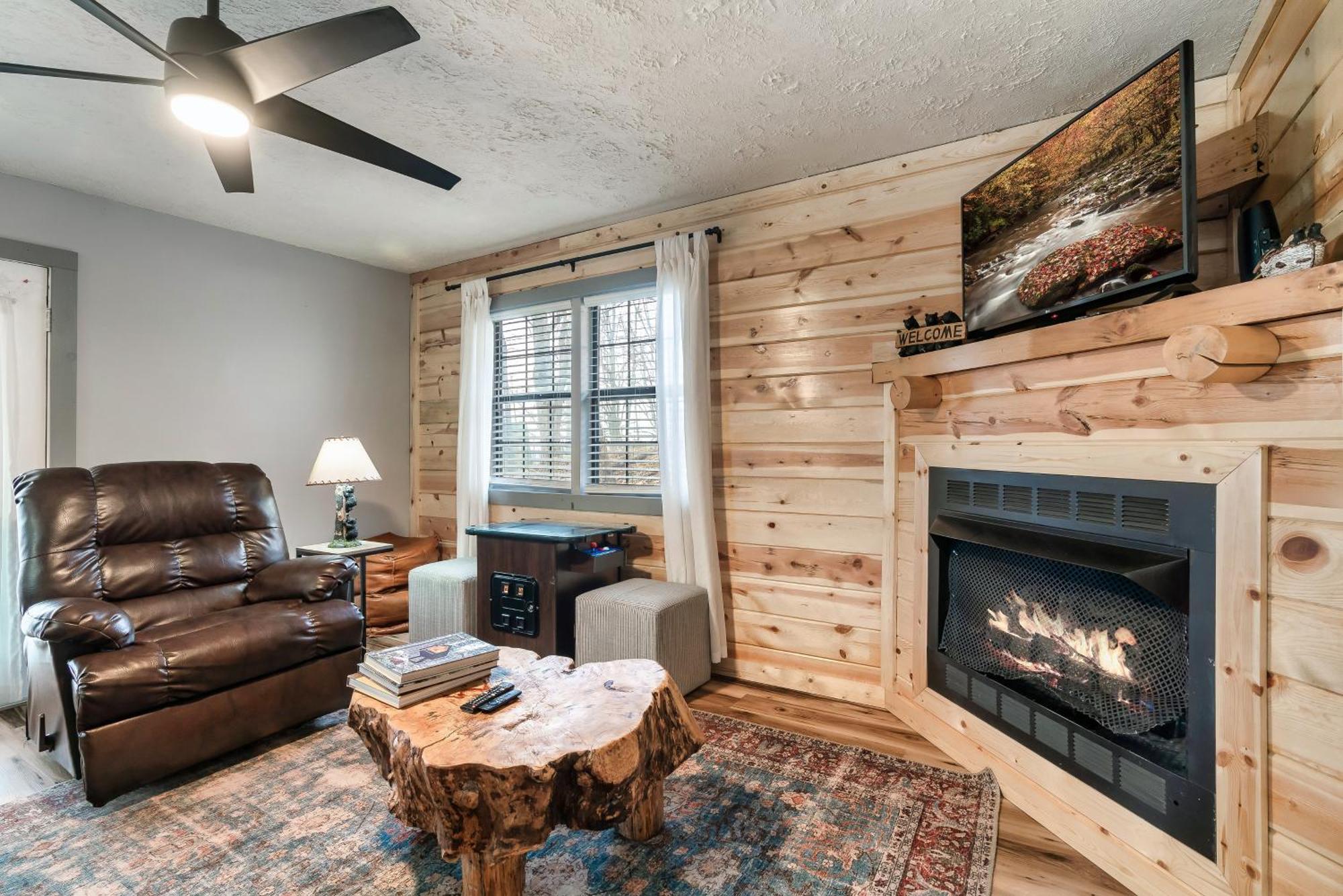 Cabin With Spectacular View With Hot Tub In The Smoky Mtns Sevierville Exterior foto